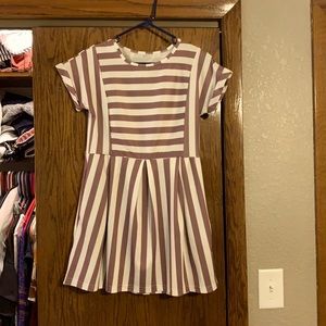Cute dress with stripes!